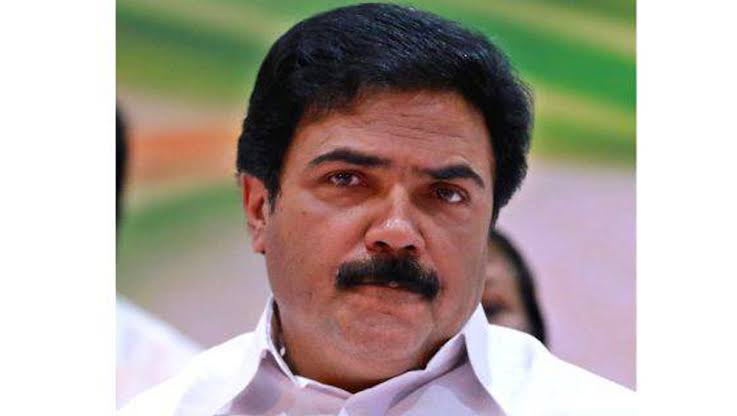 ചരിത്രസമരം ‘ഹൈജാക്ക്’ ചെയ്ത് മുന്നണിമാറ്റ ഭീതി; എൽഡിഎഫിന് കനത്ത പ്രഹരമായി ജോസ് കെ മാണിയും ശ്രേയാംസ് കുമാറും!