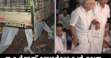 വൻ പരാജയഭീതിയിൽ സമനില തെറ്റി എൽഡിഎഫ്; തൊടുപുഴയിൽ യുഡിഎഫ് സ്ഥാനാർത്ഥി അപു ജോൺ ജോസഫിന്റെ പ്രചാരണ വാഹനം എസ്എഫ്ഐ-ഡിവൈഎഫ്ഐ പ്രവർത്തകർ തല്ലിത്തകർത്തു